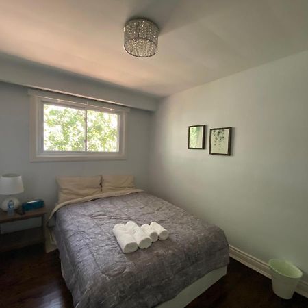 Yonge And Finch Subway !Q Spacious & Quiet Private Bdr With Shared Bathroom トロント エクステリア 写真